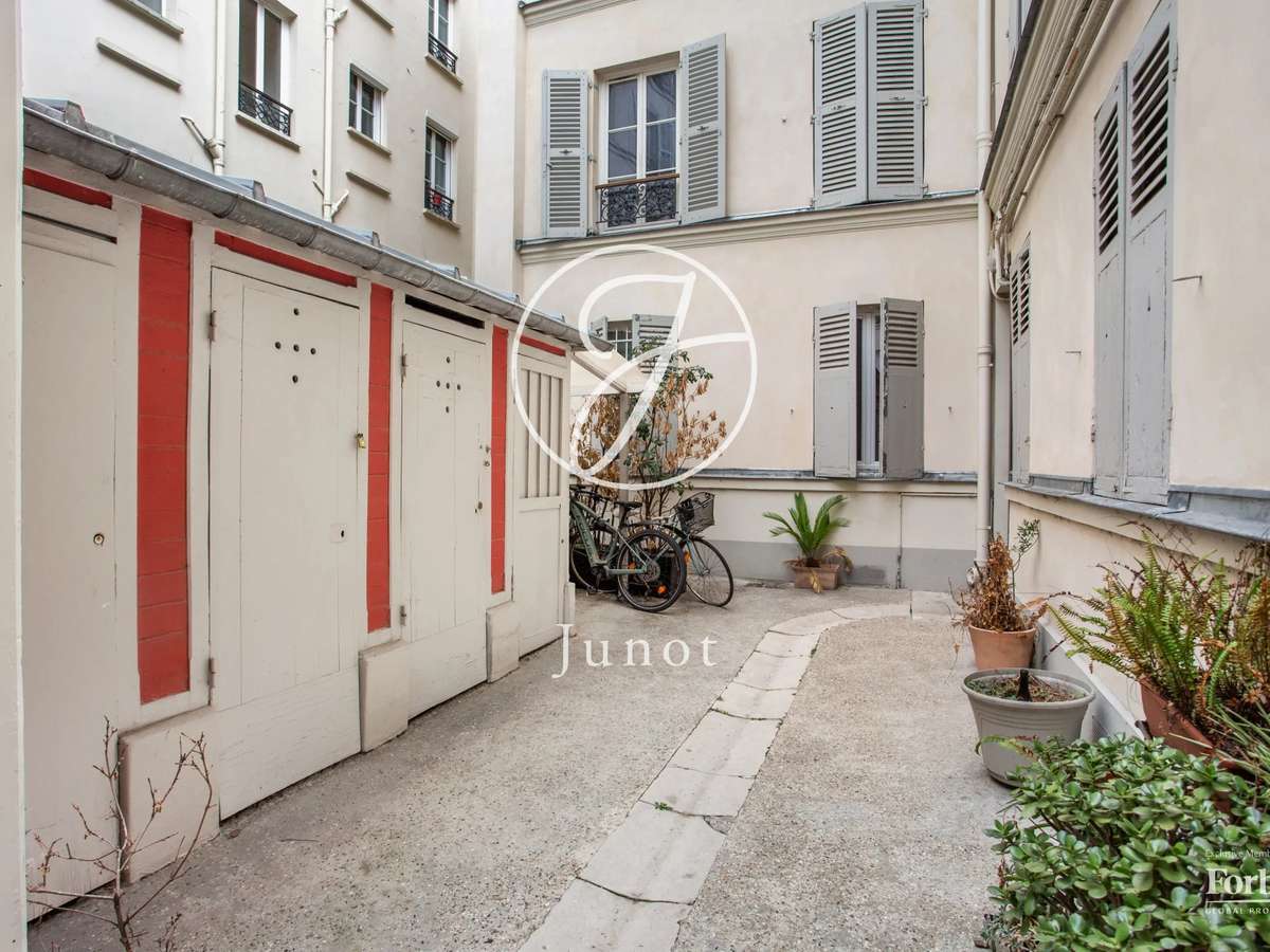Apartment Paris 17e