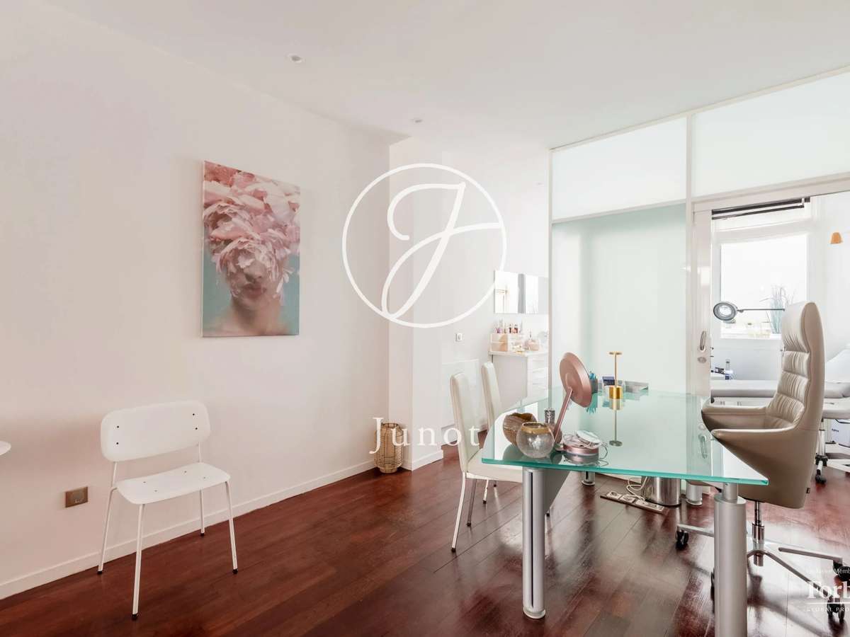 Apartment Paris 8e