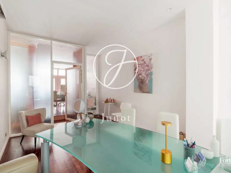Appartement Paris 8e - 2 chambres - 58m²
