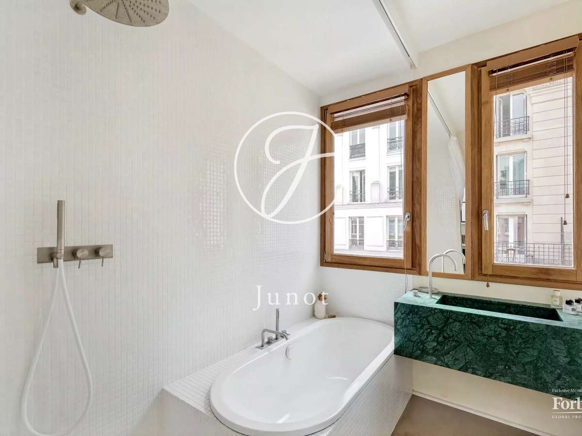 Apartment Paris 18e