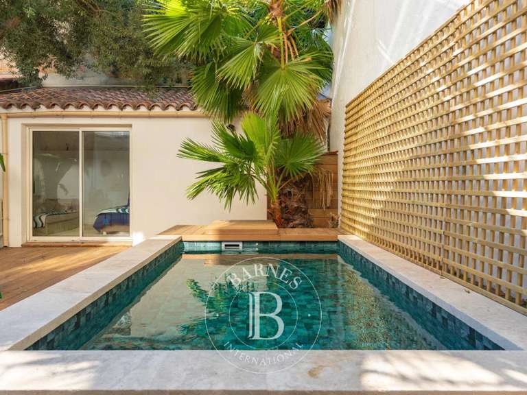 Appartement Marseille 6e - 4 chambres - 143m²
