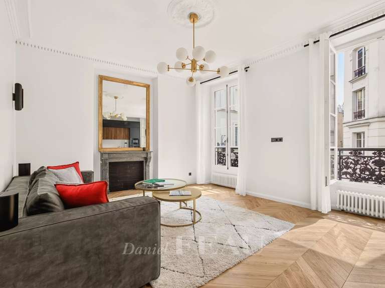 Appartement Paris 4e - 2 chambres - 81m²
