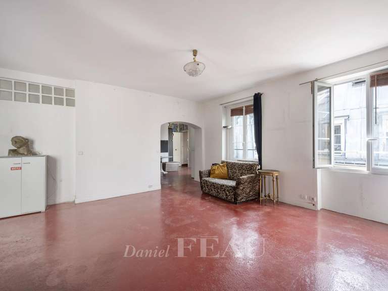 Appartement Paris 4e - 1 chambre - 68m²