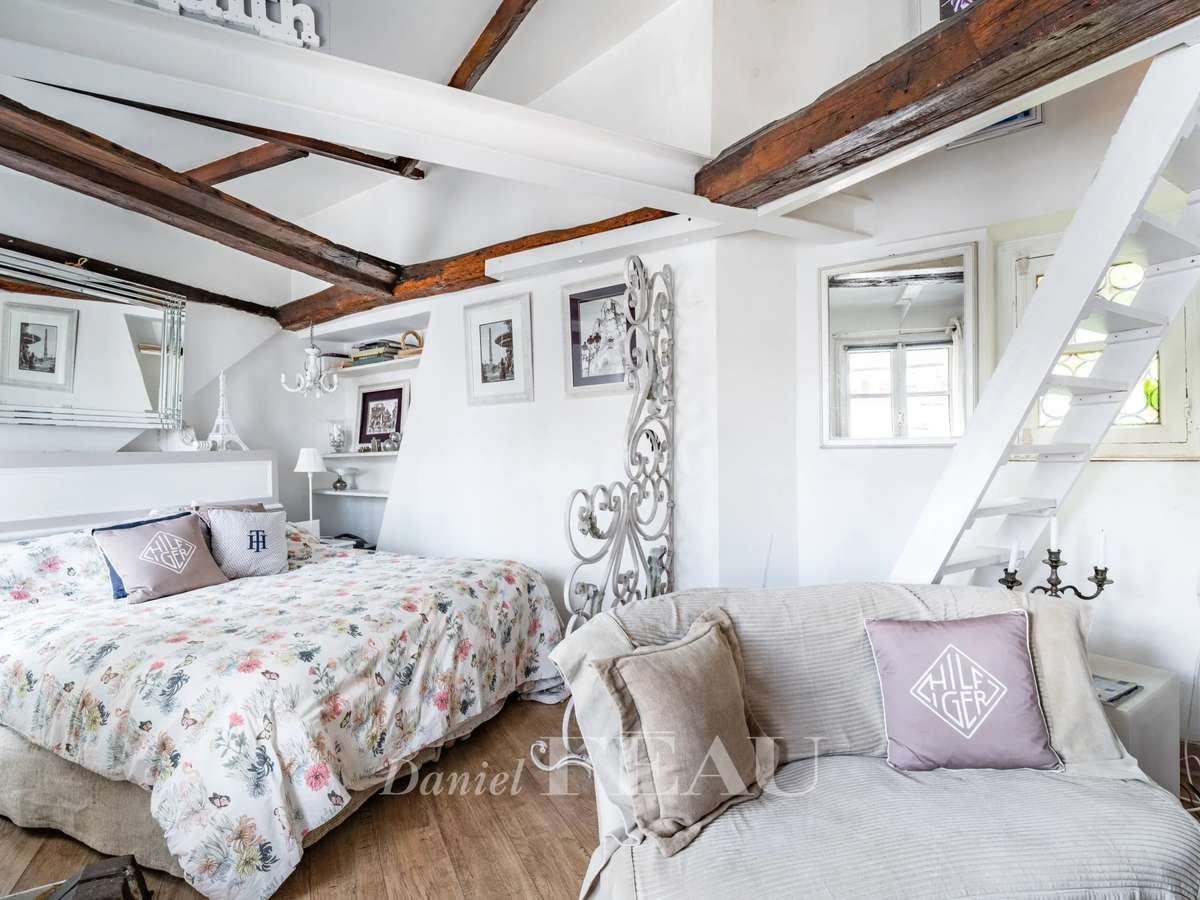 Apartment Paris 6e