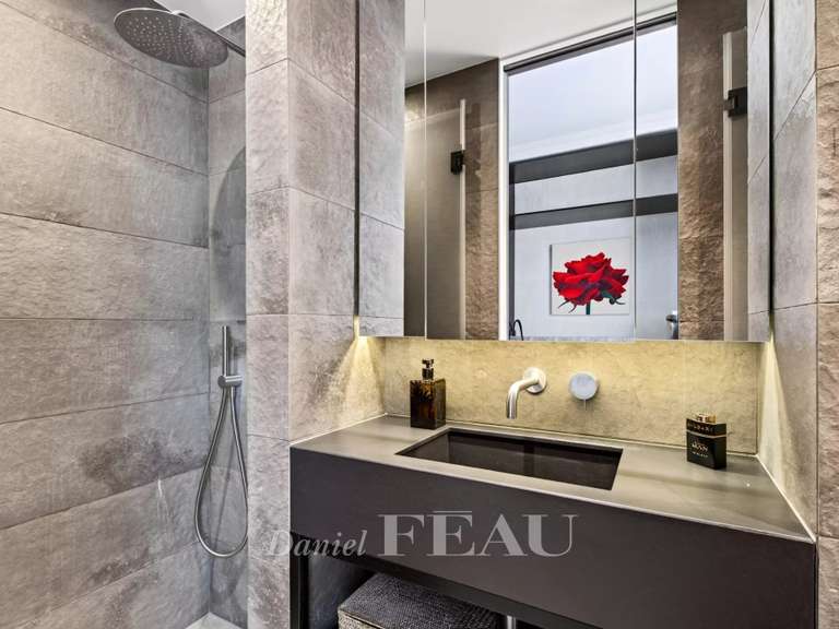 Appartement Paris 7e - 1 chambre - 67m²
