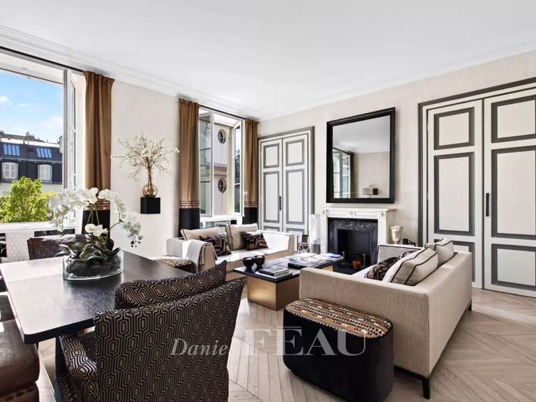 Appartement Paris 7e - 1 chambre - 67m²