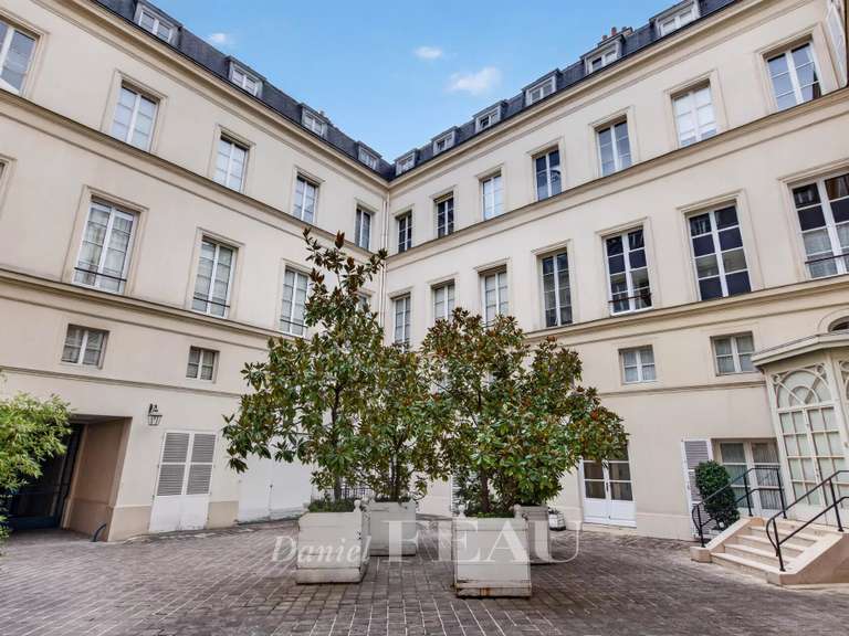 Appartement Paris 7e - 1 chambre - 67m²