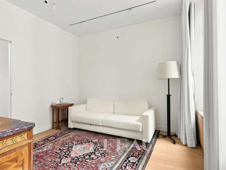 Appartement Paris 7e - 2 chambres - 145m²