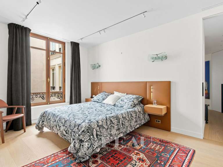 Appartement Paris 7e - 2 chambres - 145m²