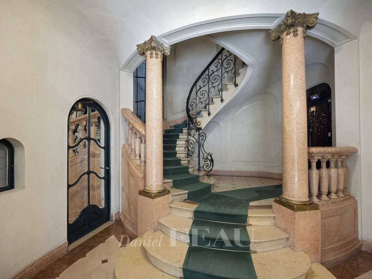 Apartment Paris 6e