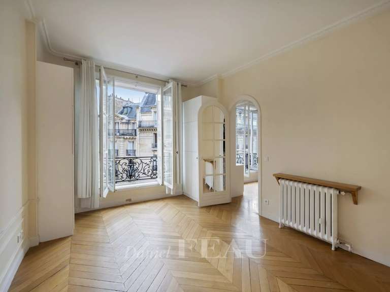 Appartement Paris 6e - 3 chambres - 142m²