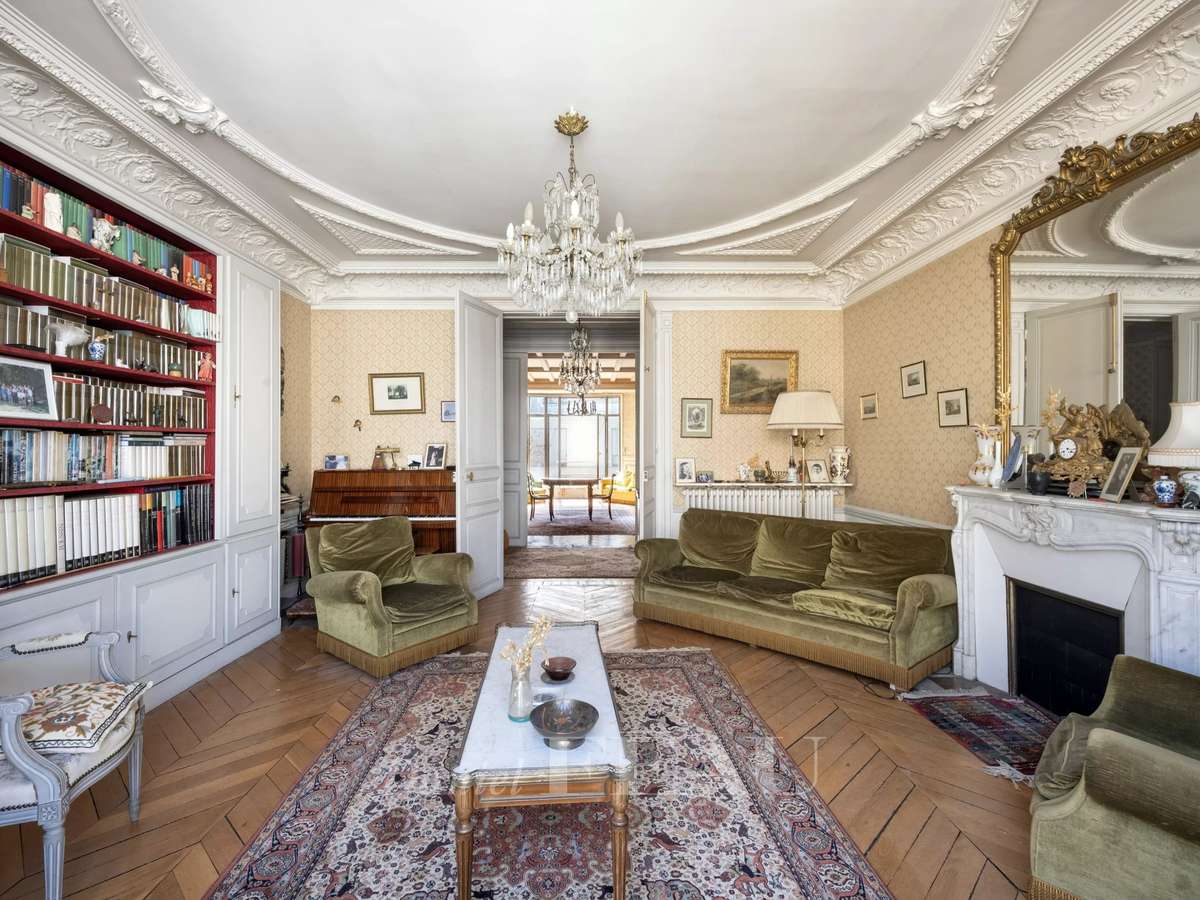 Apartment Paris 6e