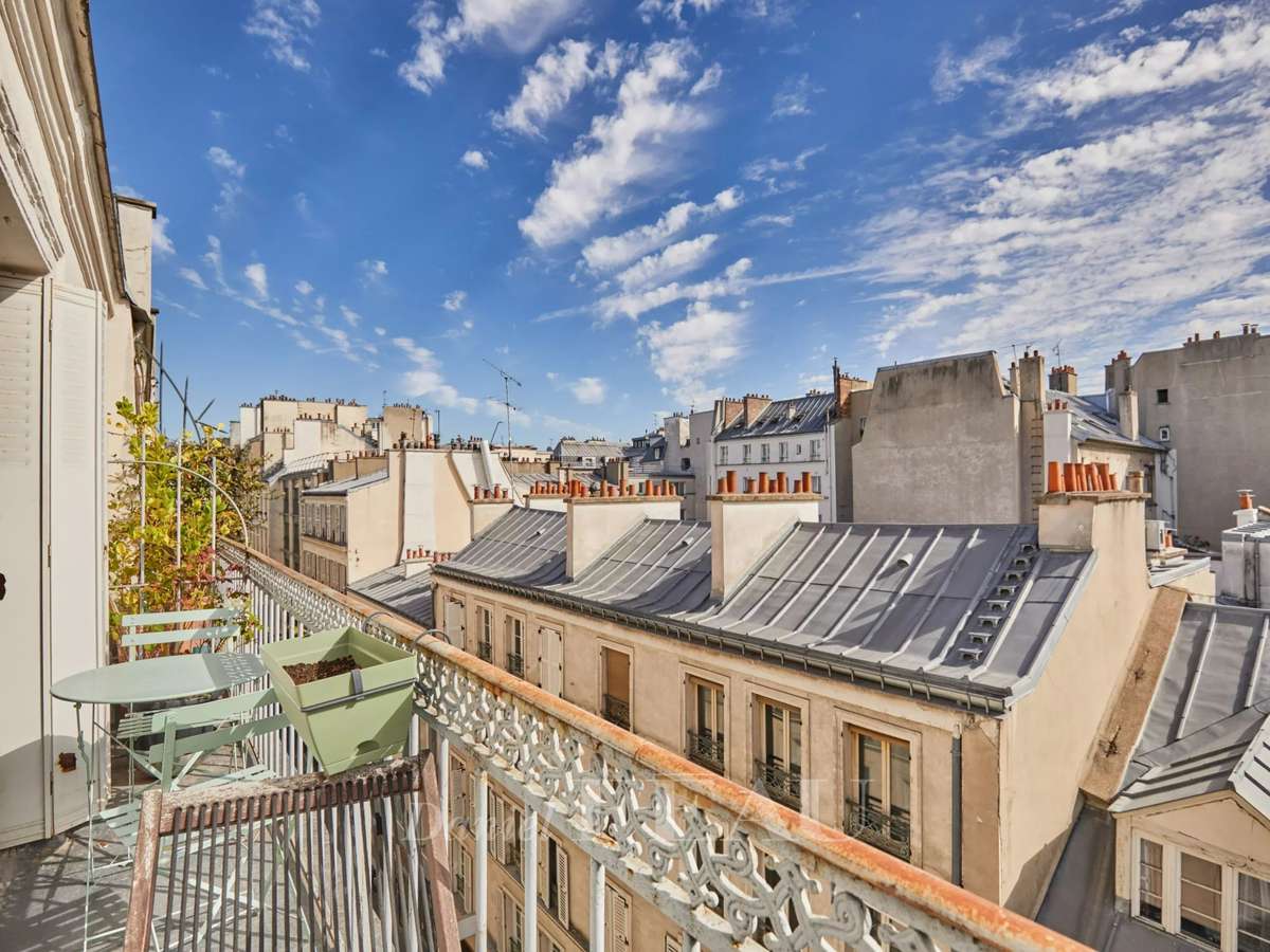 Apartment Paris 9e