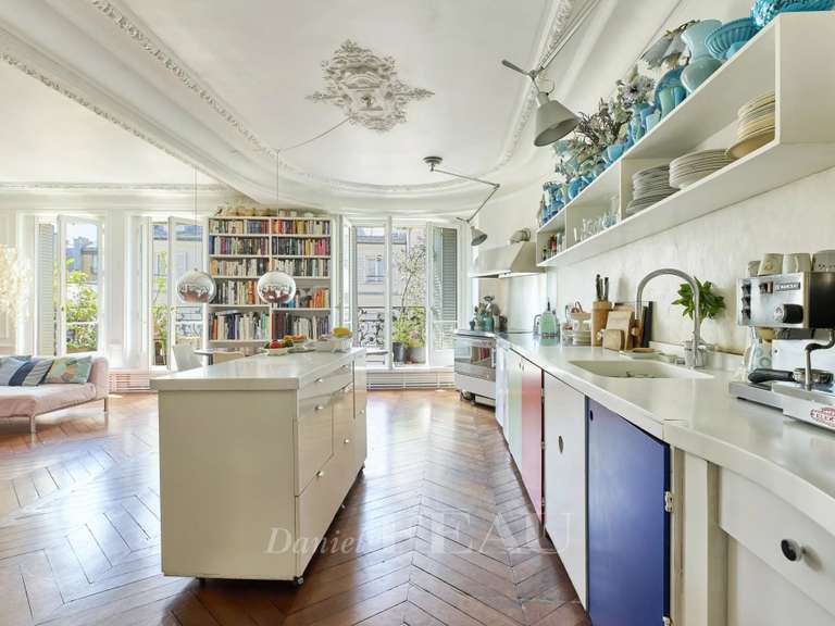 Apartment Paris 9e - 4 bedrooms - 135m²