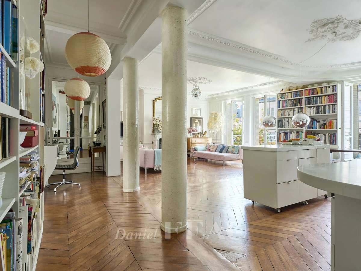 Apartment Paris 9e