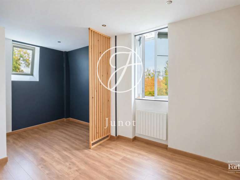 Appartement Lévis-Saint-Nom - 5 chambres - 243m²