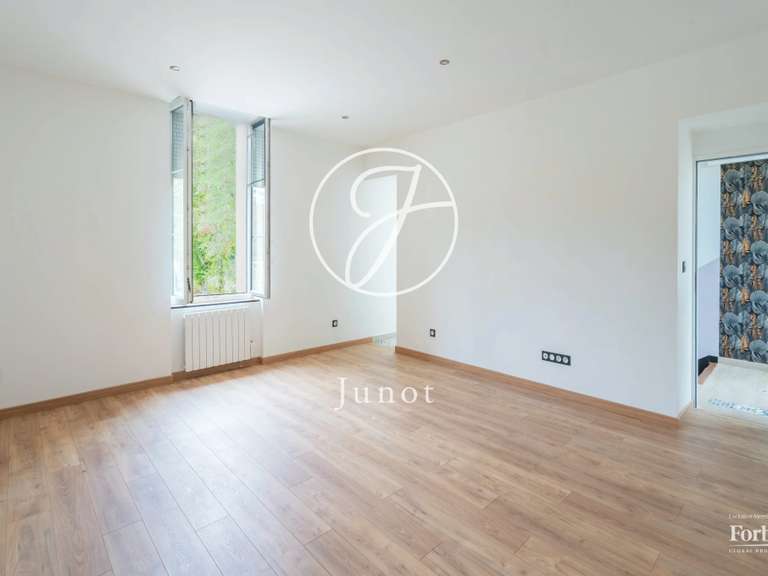 Appartement Lévis-Saint-Nom - 6 chambres - 242m²