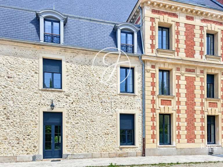 Appartement Lévis-Saint-Nom - 6 chambres - 242m²