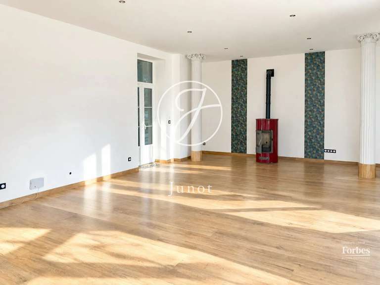 Appartement Lévis-Saint-Nom - 6 chambres - 242m²
