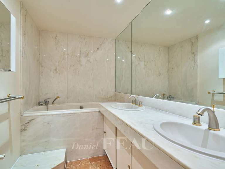 Appartement Paris 7e - 3 chambres - 90m²