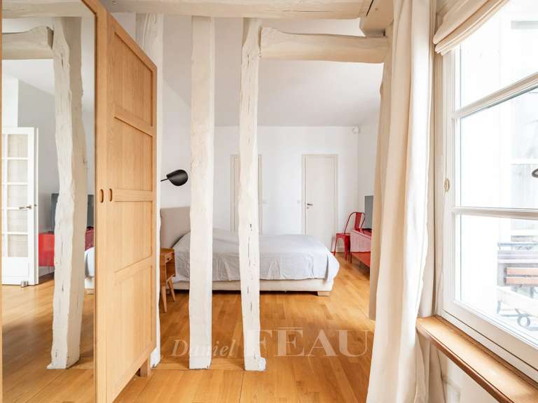 Appartement Paris 7e - 2 chambres - 70m²