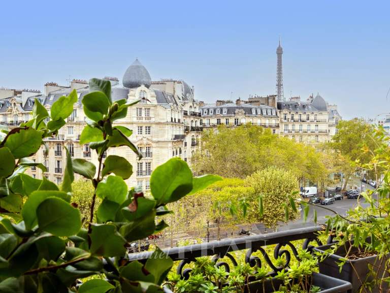 Appartement Paris 7e - 3 chambres - 137m²
