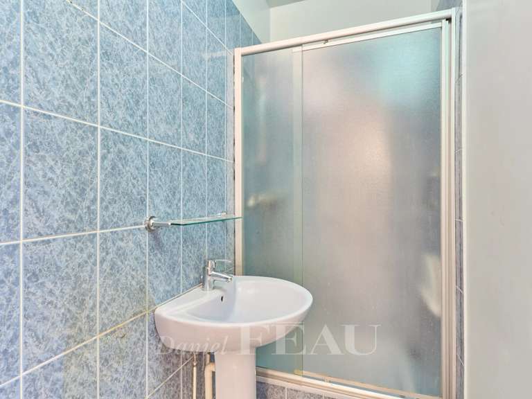 Appartement Paris 17e - 2 chambres - 66m²