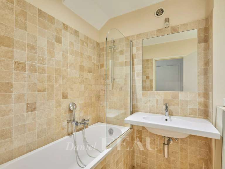 Appartement Paris 17e - 4 chambres - 156m²