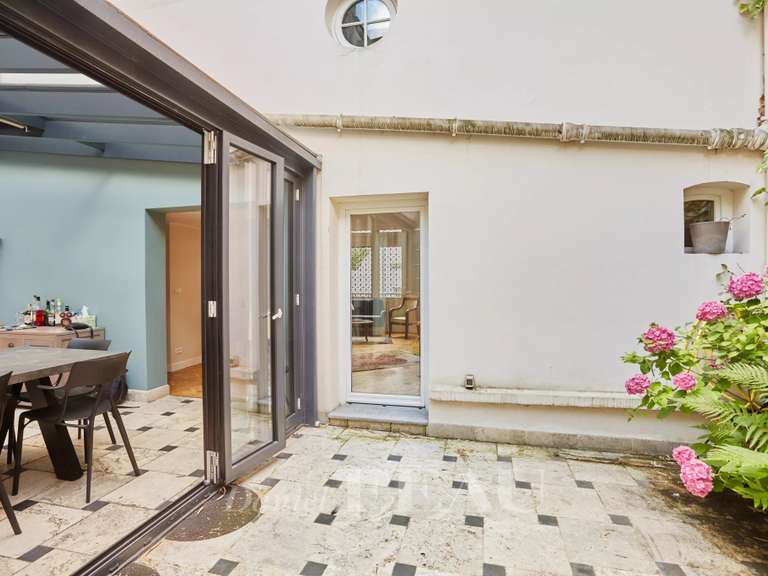 Appartement Paris 17e - 4 chambres - 156m²