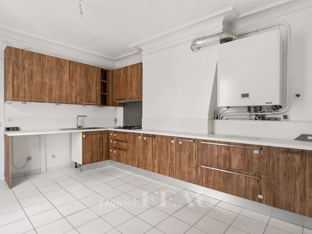 Apartment Paris 17e