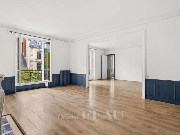 Apartment Paris 17e - 2 bedrooms - 104m²