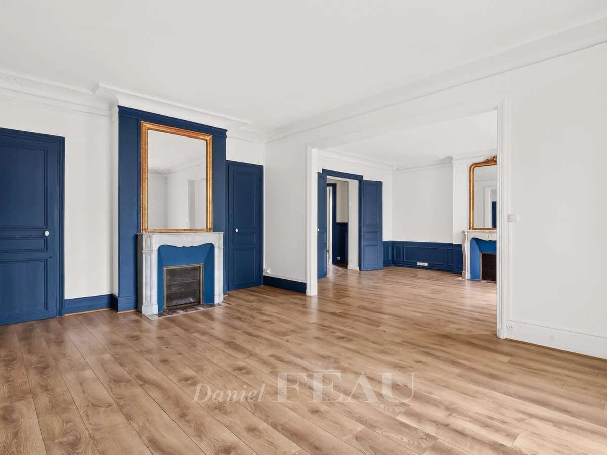 Apartment Paris 17e