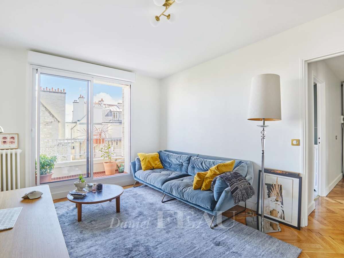 Apartment Paris 16e