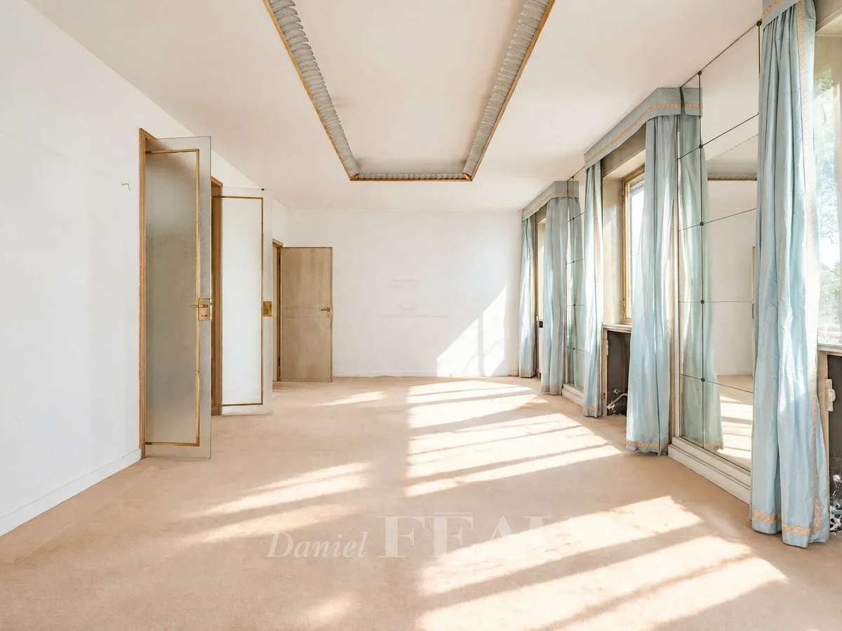Apartment Paris 16e
