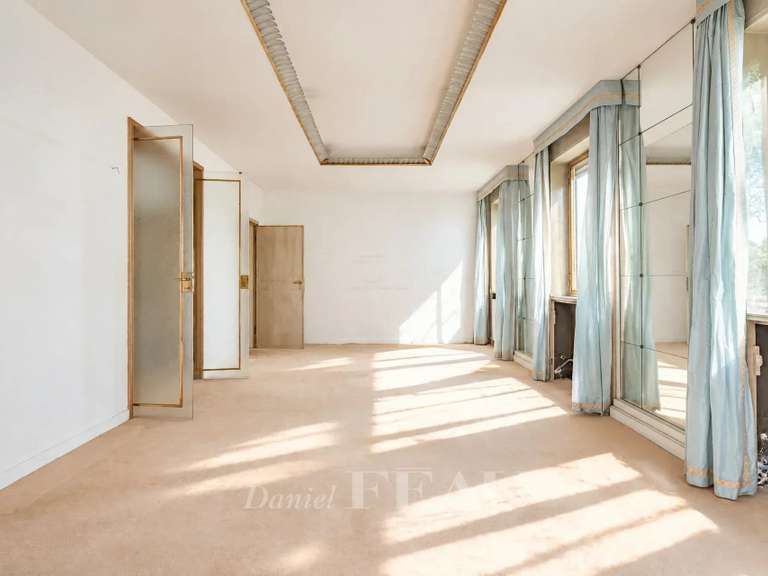 Apartment Paris 16e - 4 bedrooms - 230m²