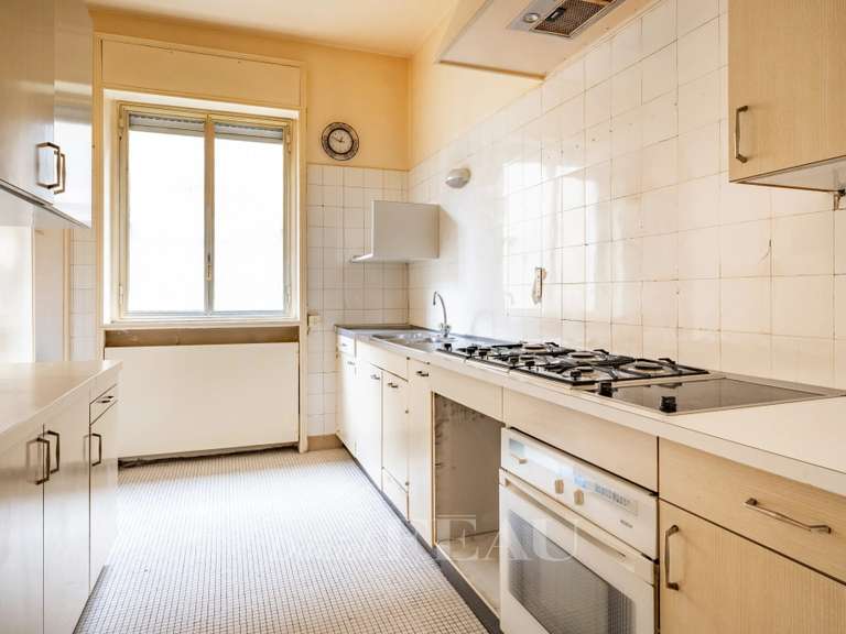 Apartment Paris 16e - 4 bedrooms - 230m²