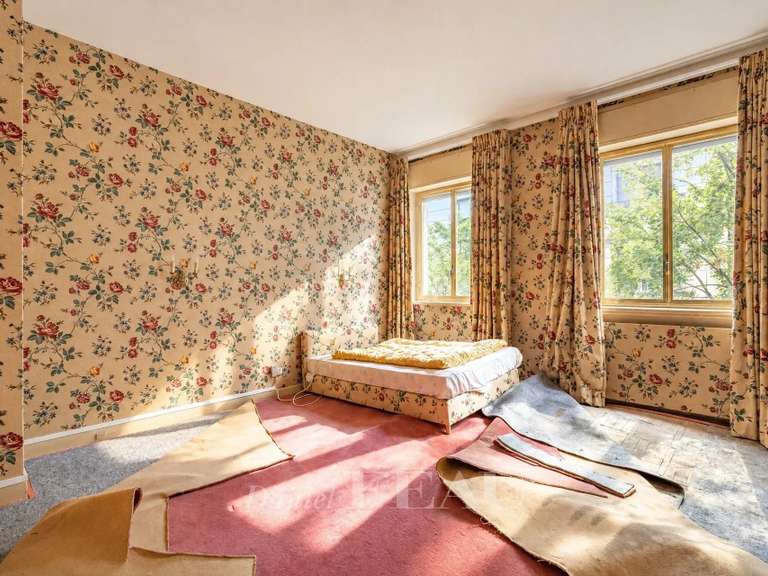 Apartment Paris 16e - 4 bedrooms - 230m²