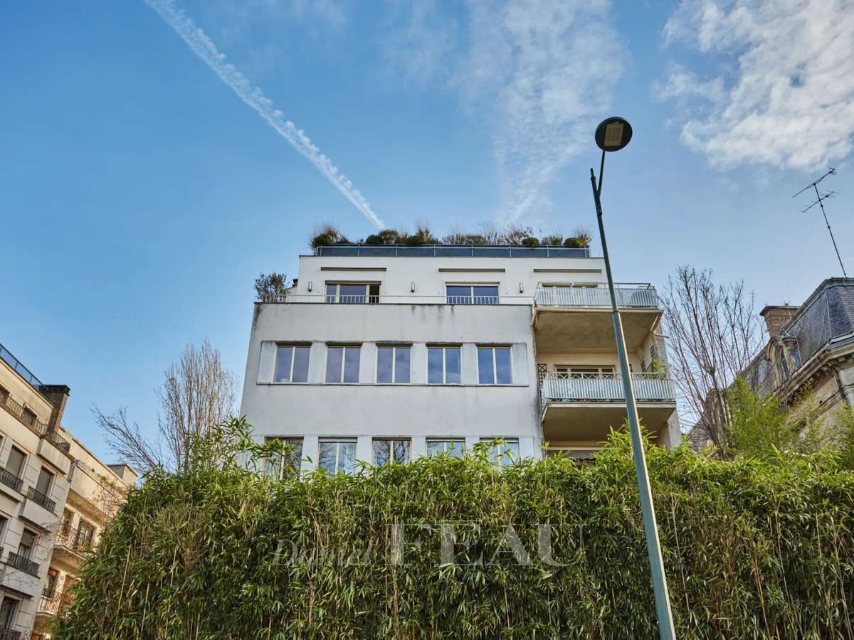Apartment Paris 16e