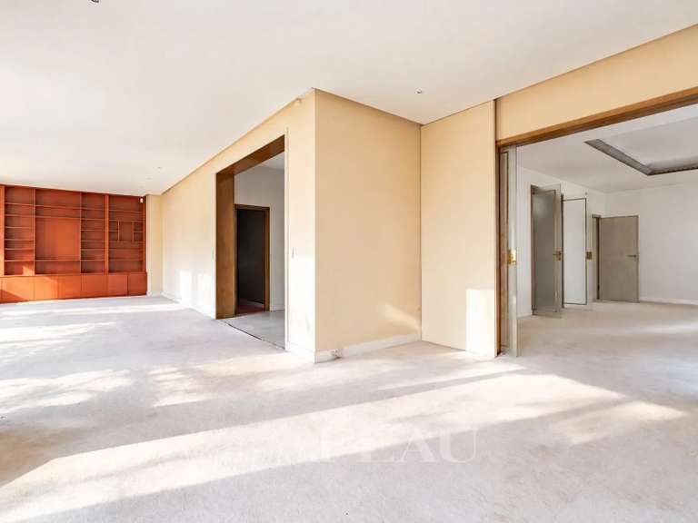 Apartment Paris 16e - 4 bedrooms - 230m²