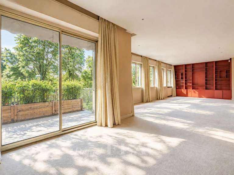 Apartment Paris 16e - 4 bedrooms - 230m²