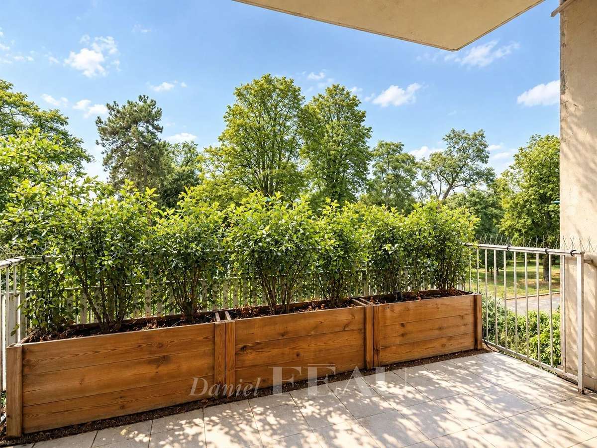 Apartment Paris 16e