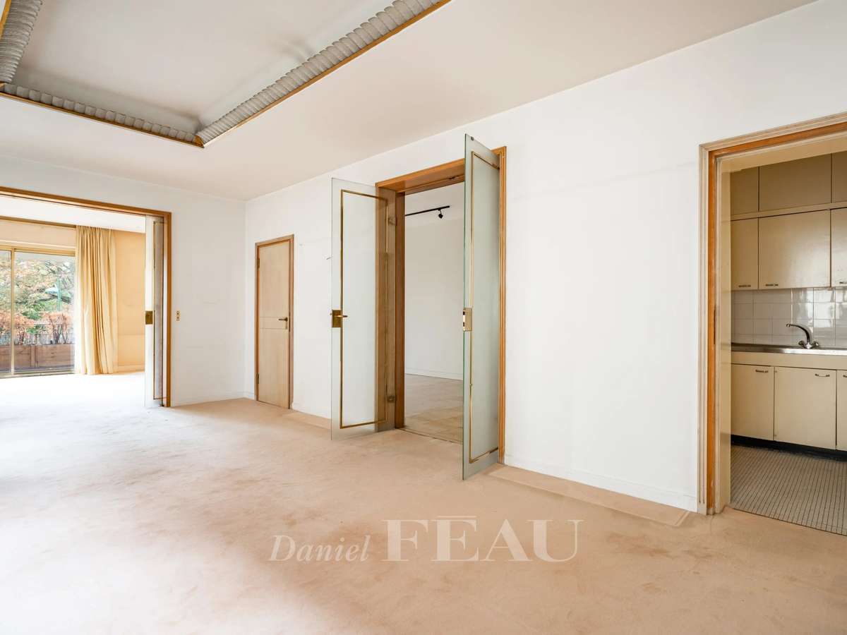 Apartment Paris 16e