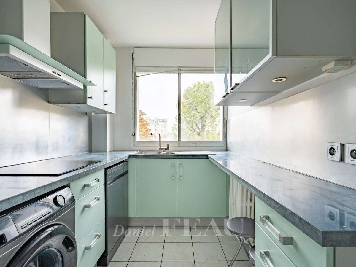 Apartment Paris 16e