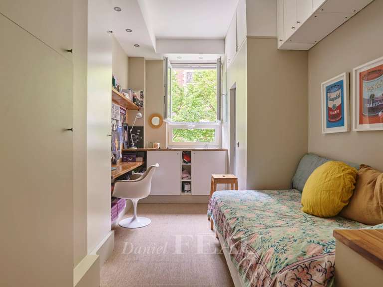 Apartment Paris 16e - 4 bedrooms - 170m²