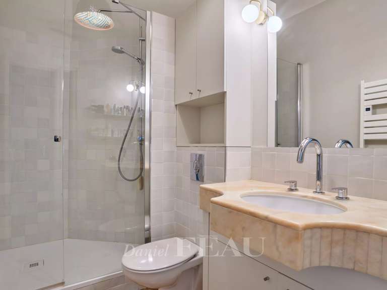 Apartment Paris 16e - 4 bedrooms - 170m²