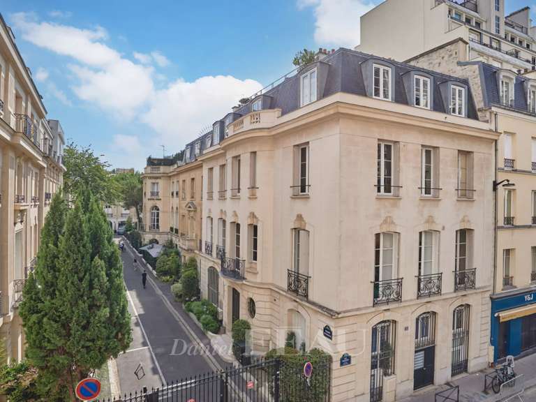 Apartment Paris 16e - 4 bedrooms - 170m²