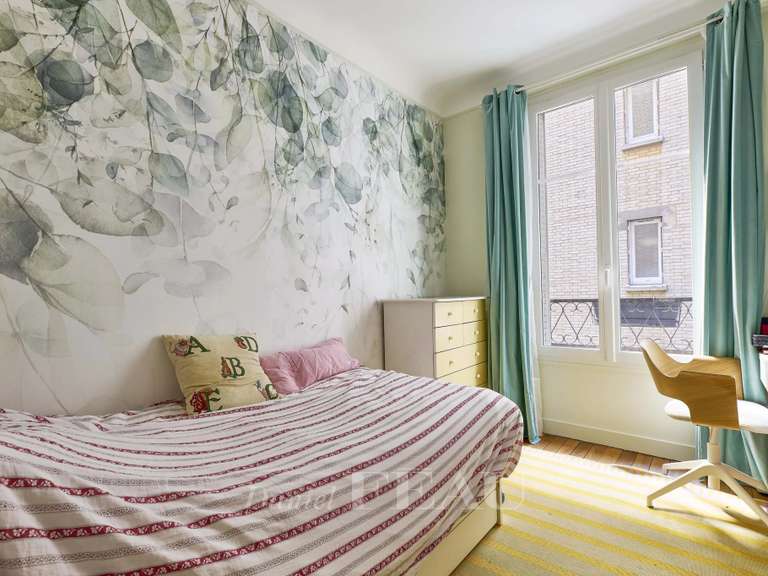 Appartement Paris 16e - 3 chambres - 127m²