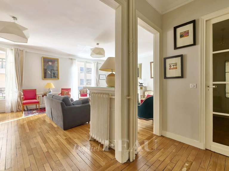 Appartement Paris 16e - 3 chambres - 127m²