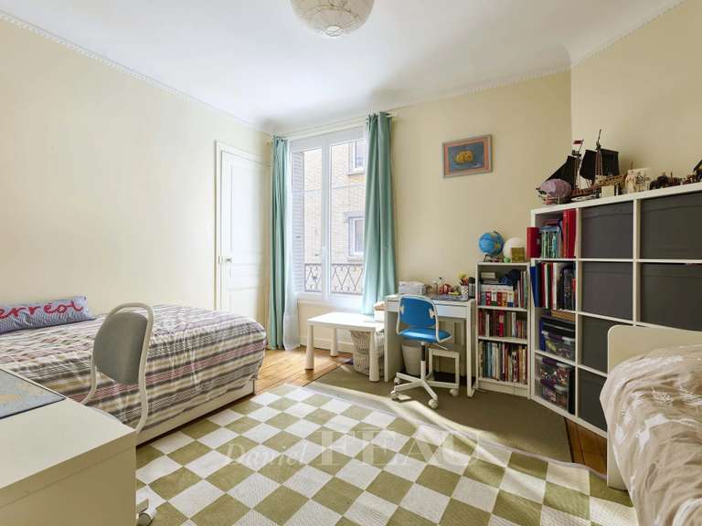 Appartement Paris 16e - 3 chambres - 127m²