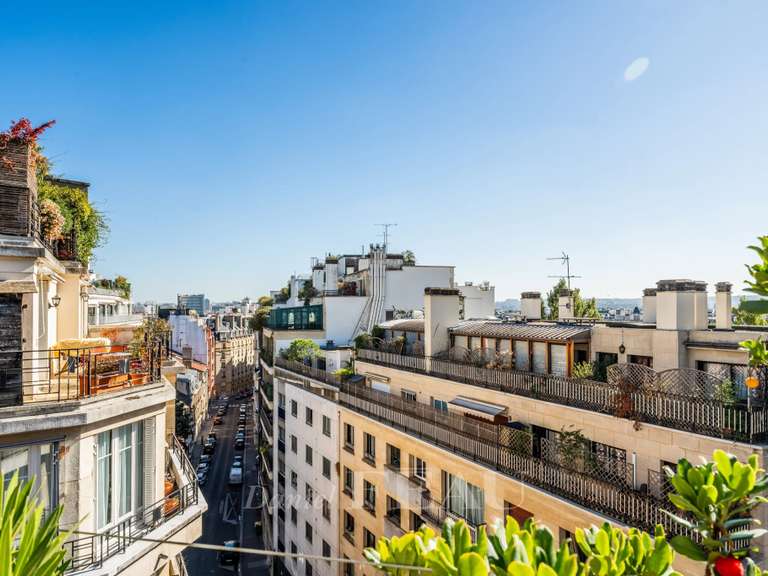 Appartement Paris 16e - 5 chambres - 196m²